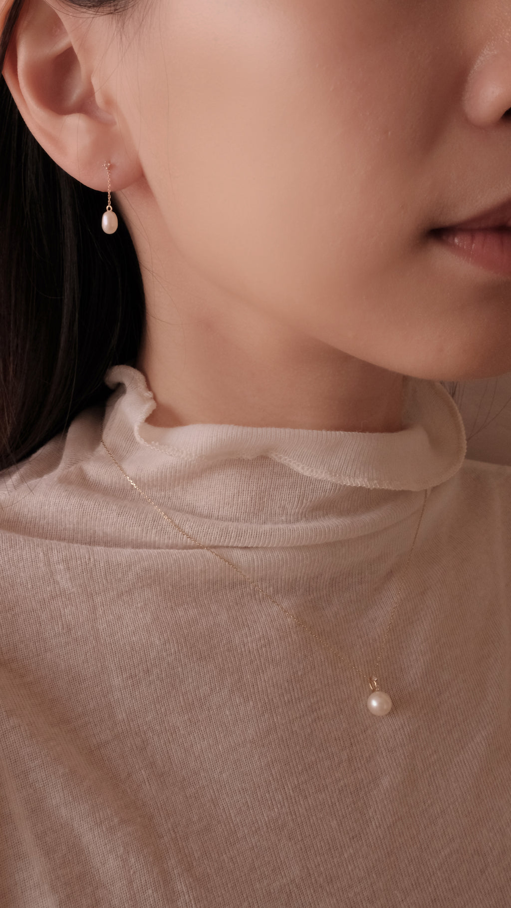 Lumière Pearl Drop Earrings