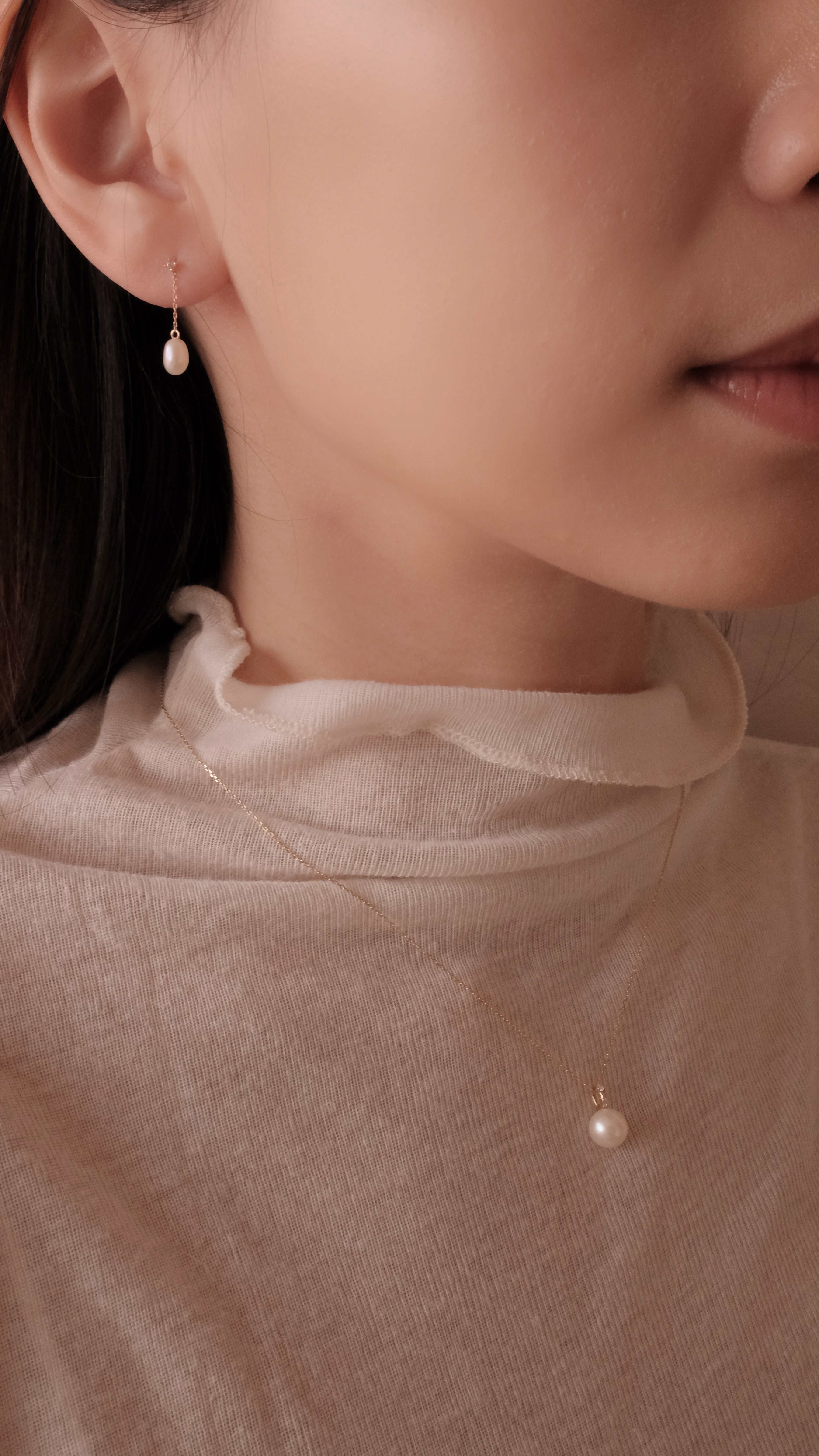 Lumière Pearl Drop Earrings