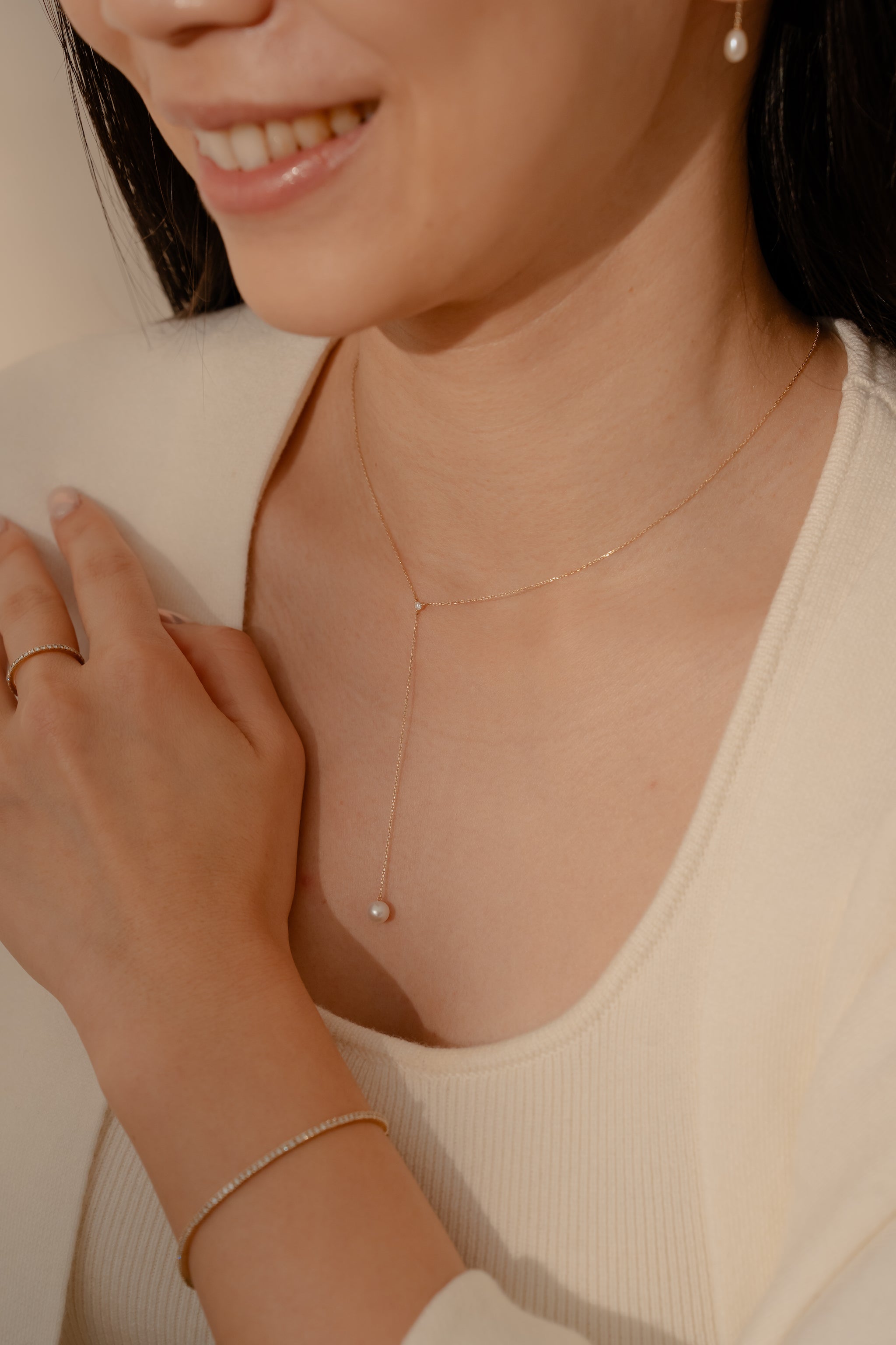 Lumière Pearl Drop Necklace