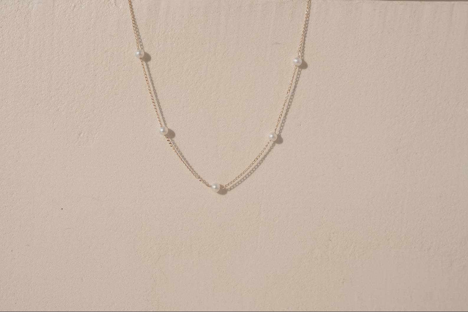 Pearl Line Necklace